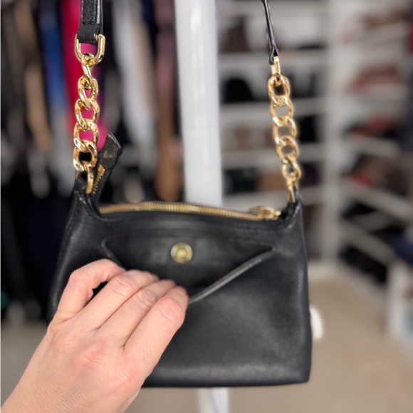 Michael Kors Black Crossbody Pebbled Leather Bag with Gleaming Gold Hardware - Picture 7 of 10